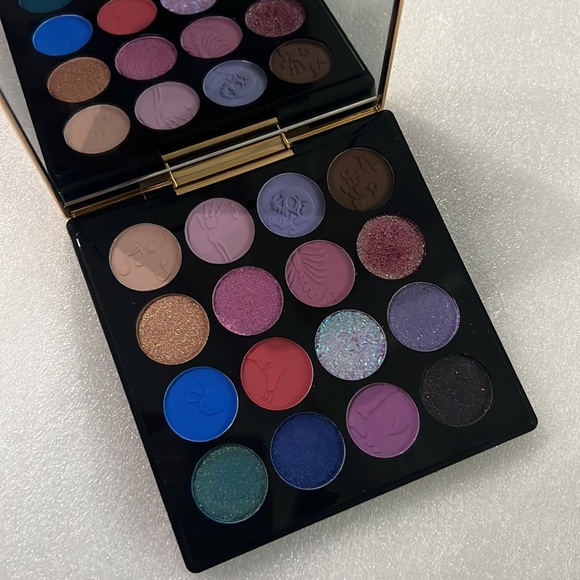 ZEESEA EyeShadow, Laura meloncrush lip color Maybeelline mastercontour - Picture 2 of 5